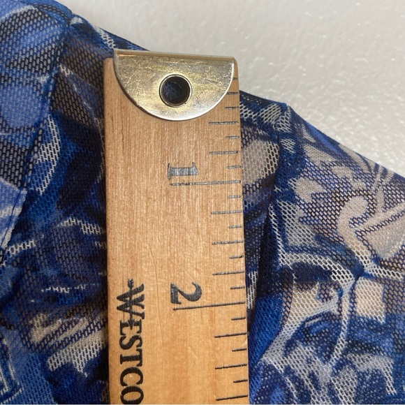 Chico's Travelers Sheer Beauty 3/4 Sleeves Floral Top Size 0 US Small Blue Mesh - Picture 8 of 10